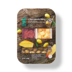 Pepperoni, Gouda Cheese Cubes, Green Olives - 3oz - Good & Gather™ -Good & Gather GUEST ae6baf17 505c 4a1c 9a61 6231afda48a9