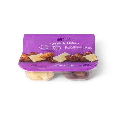Quick Bites White Cheddar Cheese, Dried Sweetened Cranberries & Sea-Salted Roasted Almonds - 4.5oz/3ct - Good & Gather™ 4 Quick Bites White Cheddar Cheese, Dried Sweetened Cranberries & Sea-Salted Roasted Almonds - 4.5oz/3ct - Good & Gather™ - Image 2