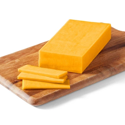 Sharp Cheddar Cheese - 16oz - Good & Gather™ 4 Sharp Cheddar Cheese - 16oz - Good & Gather™ - Image 2